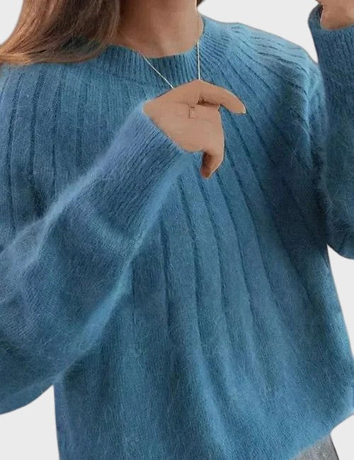 Irena™ - Пуловер с кръгло деколте и пухкава яка