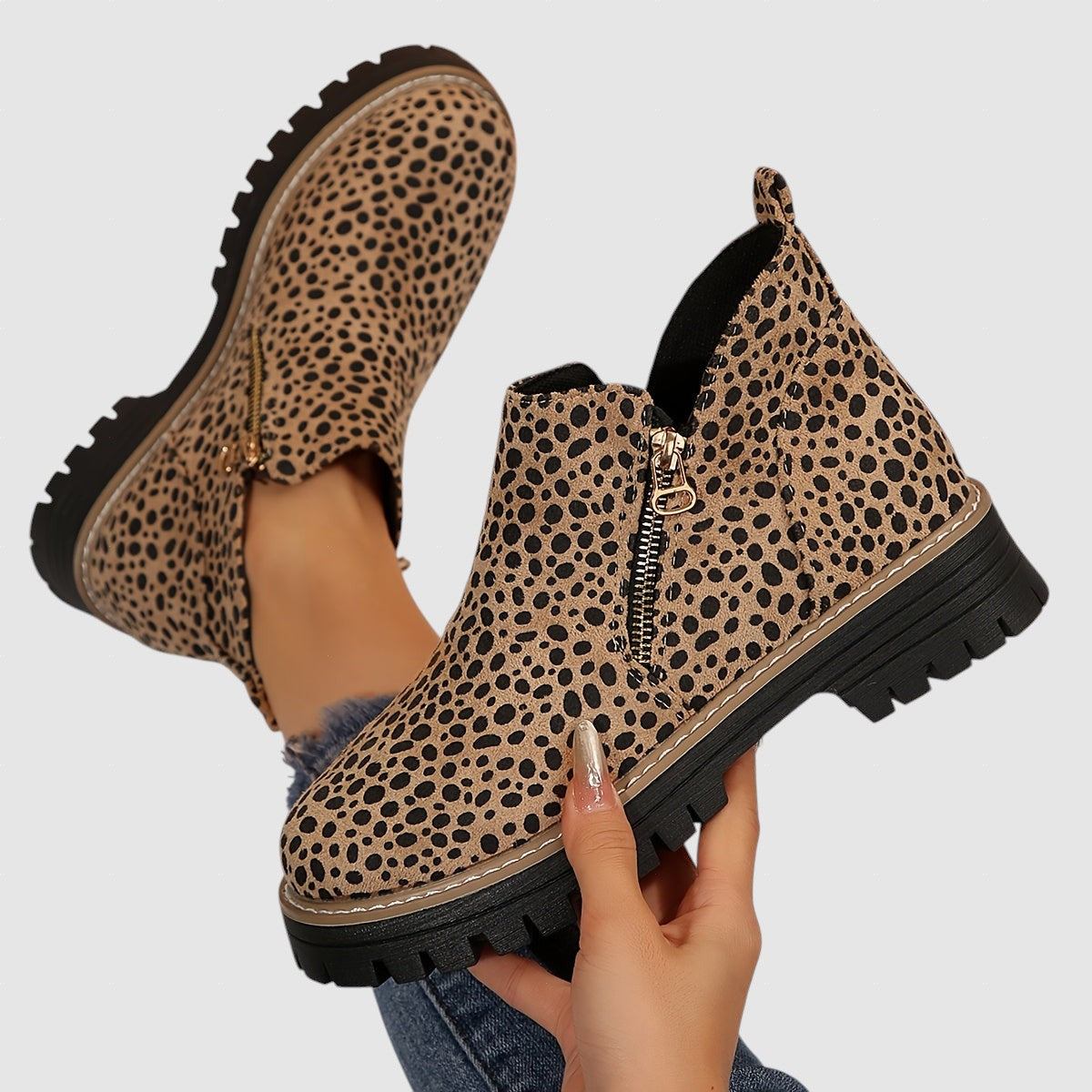 Rada™ - Здрави ботуши с цип